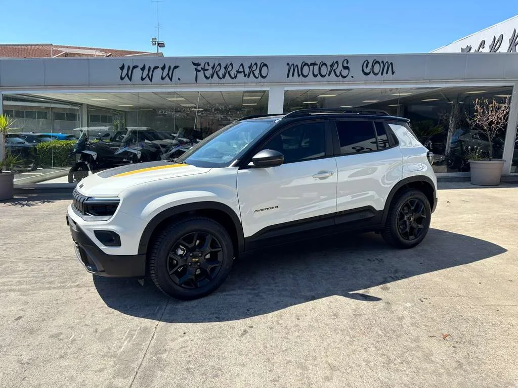 JEEP AVENGER 4XE NORTH FACE 1.2 136 CV MHEV HYBRID BIANCA/TETTO NERO