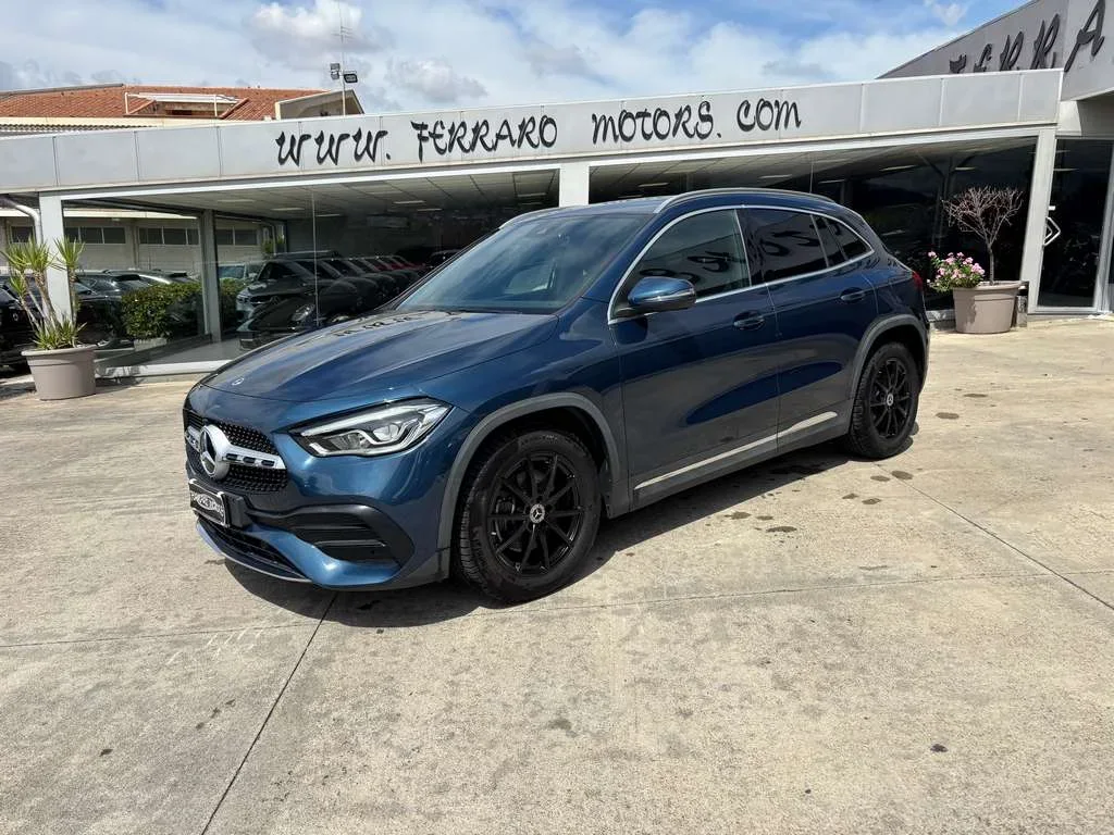 MERCEDES-BENZ GLA 200 D AUTOMATIC BLU