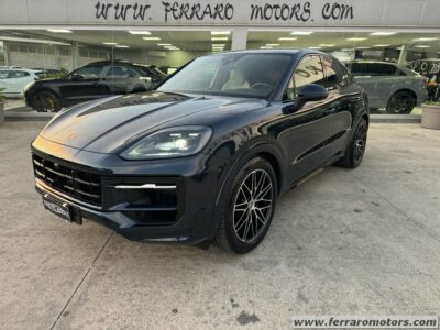 PORSCHE CAYENNE COUPE 353CV