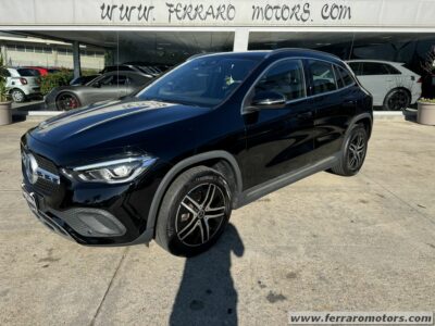 MERCEDES-BENZ GLA 200 D AUTOMATIC SPORT